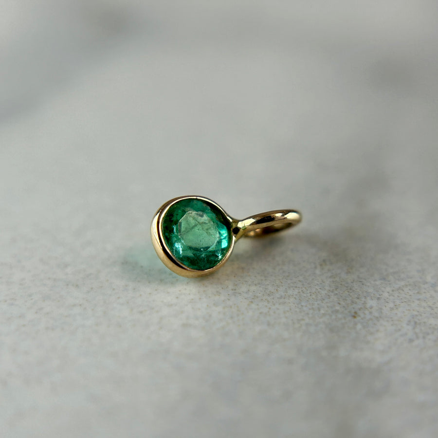 18ky Birthstone Gem Charm