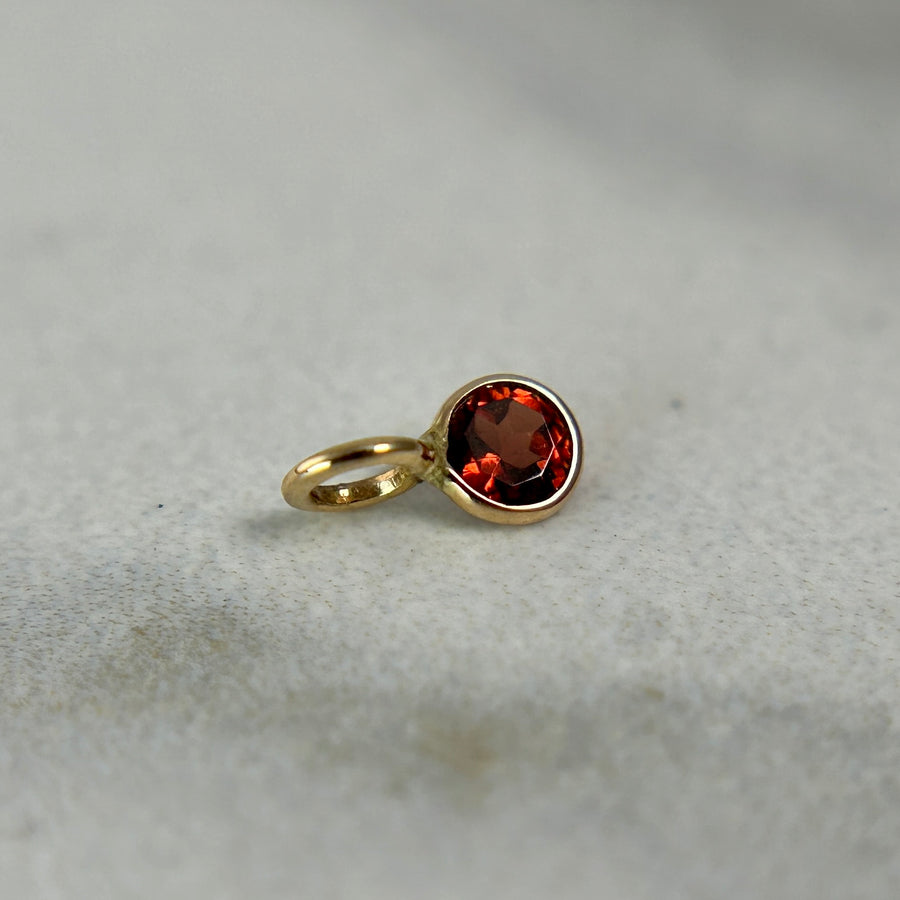 18ky Birthstone Gem Charm