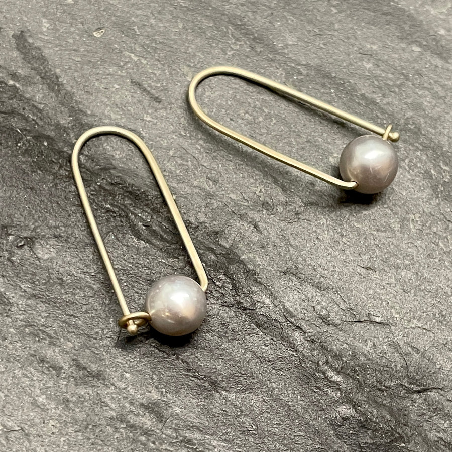 14k Small Pearl Arch Earrings w/ Pearls