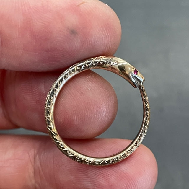 Ruby Eyed Snake Ring